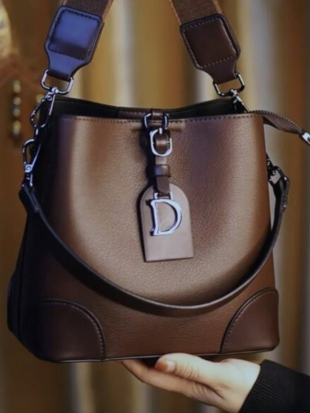 Brown Crossbody Bag Adjustable Detachable Strap Zipper Closure Everyday Purse - Picture 3 of 7
